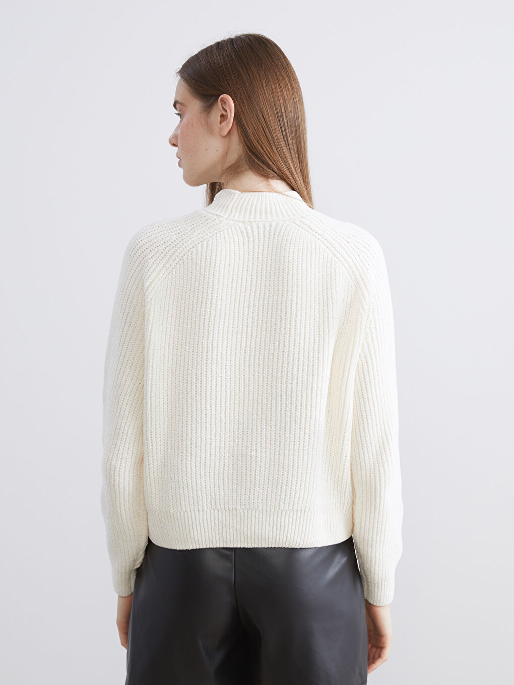 Half Turtleneck Women's Knitwear Sweater-3