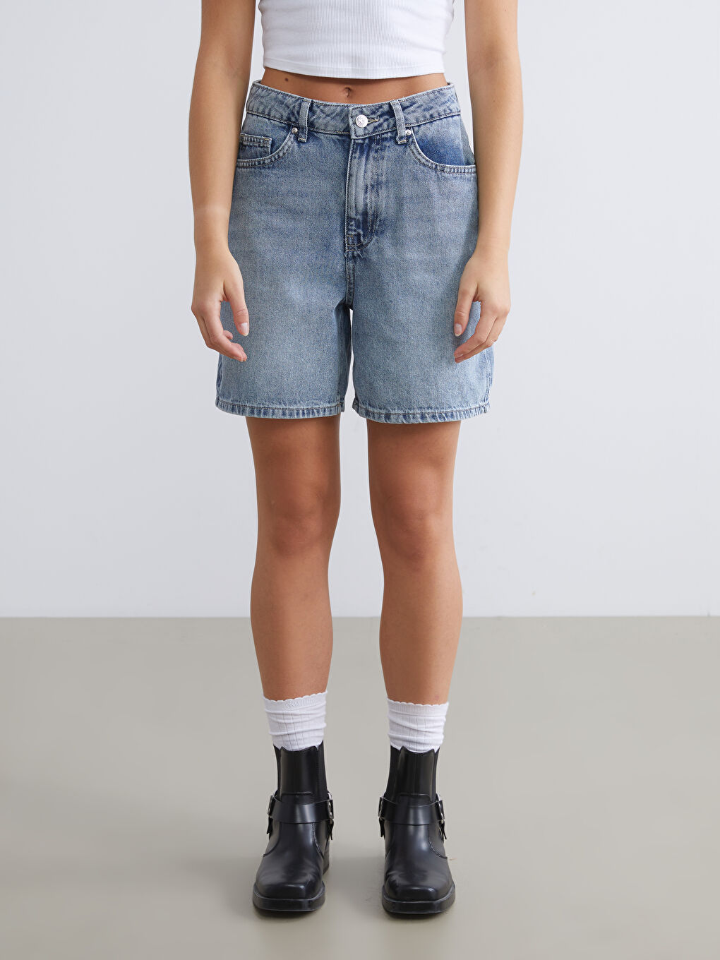 Mavi Dar Fit Kadın Jean Şort-1