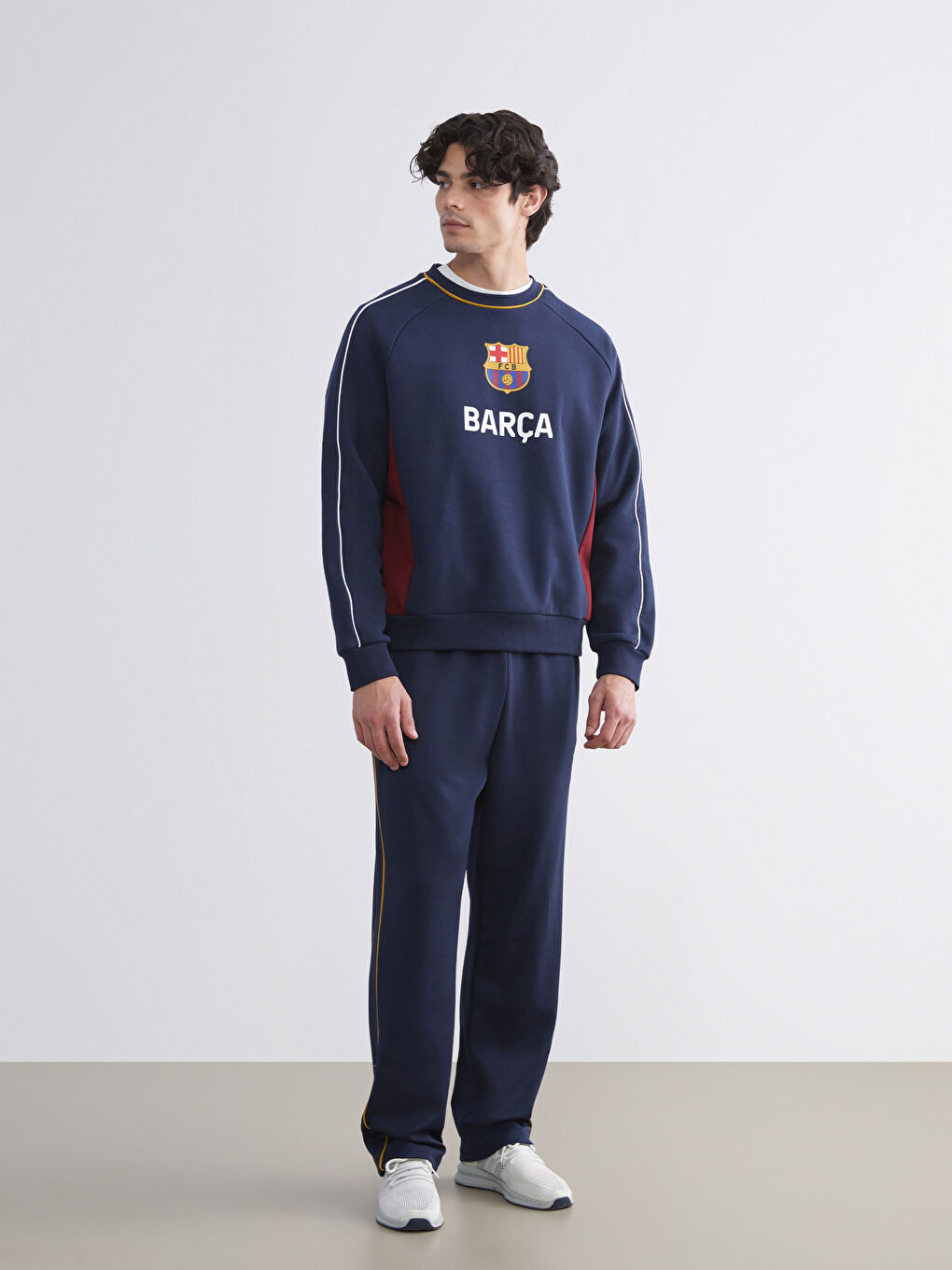 Man NAVY Sweatshirt-1