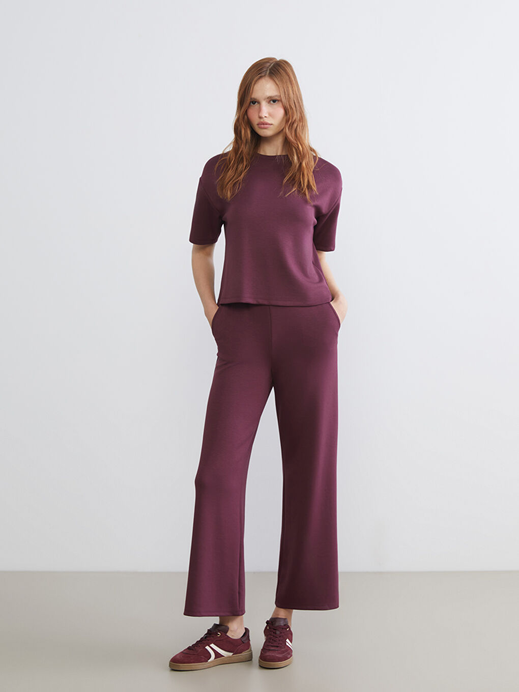 Bordo Bisiklet Yaka Oversize Kadın Tişört-1