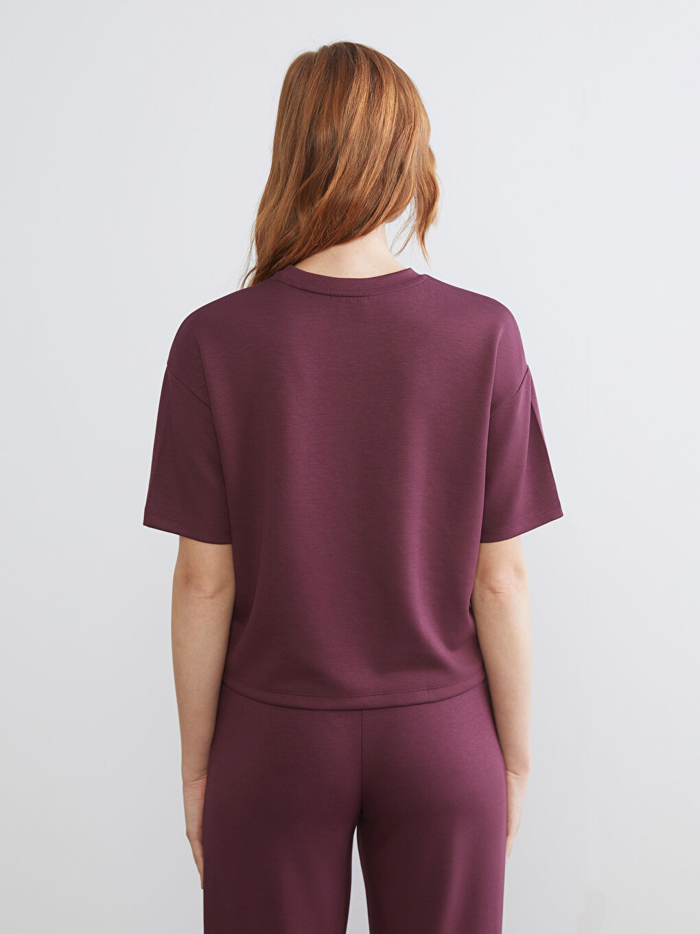 Bordo Bisiklet Yaka Oversize Kadın Tişört-3