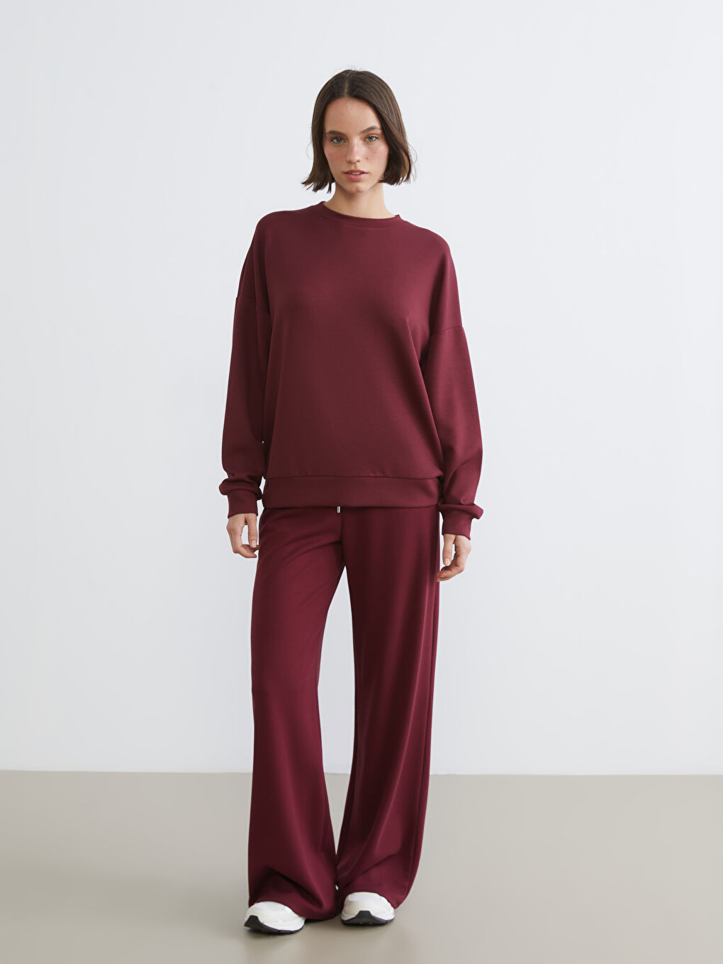 Bordo Beli Lastikli Kadın Eşofman Altı-1