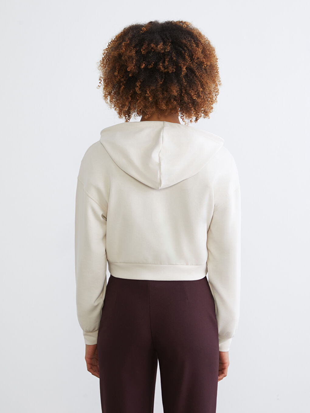 Bej Kapüşonlu Kadın Fermuarlı Sweatshirt-3