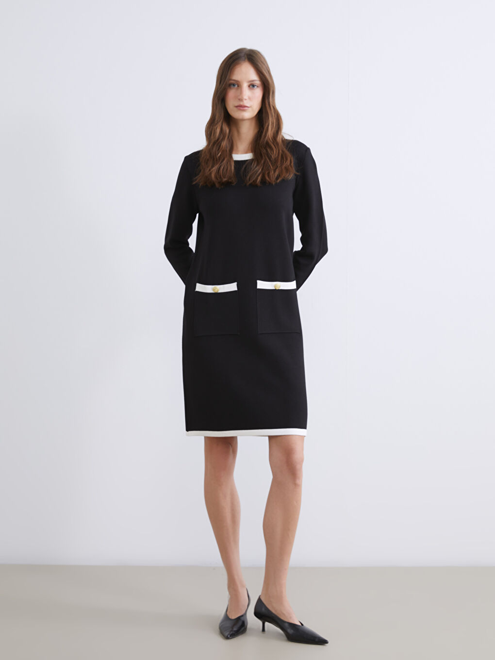 Haljina sa okruglim izrezom od trikotaže-1