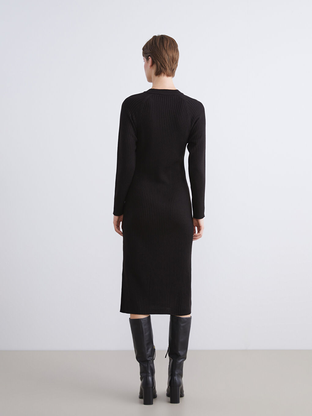 Siyah Bisiklet Yaka Triko Elbise-4