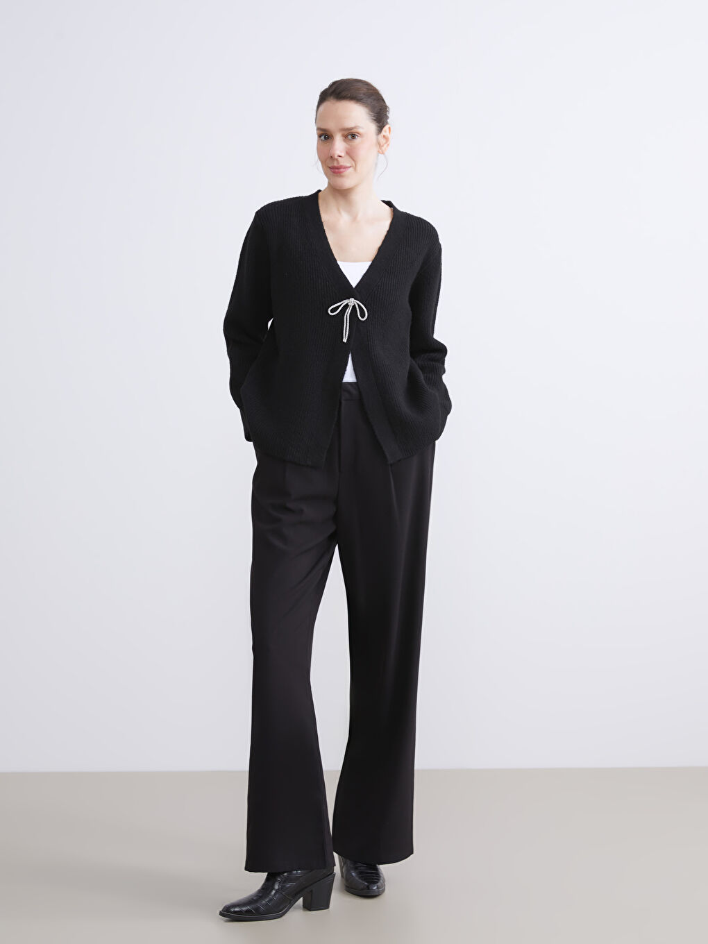 V Neck Women's Knitwear Cardigan-1