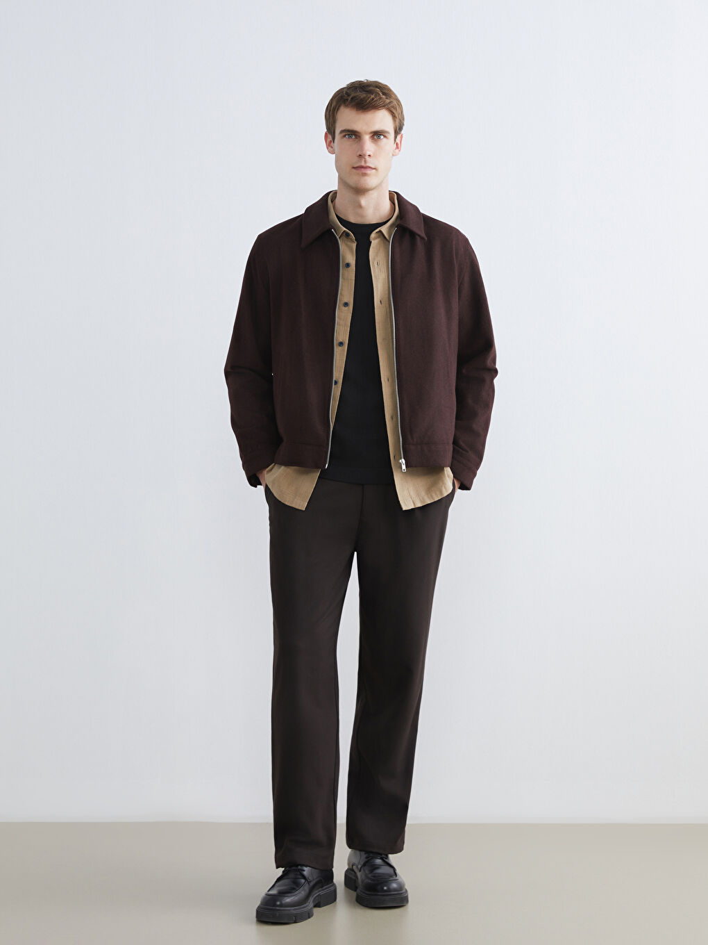 کۆتی کاشێتی یه‌خه‌ی كراس بۆ پیاوان فیتی ئاسایی-1