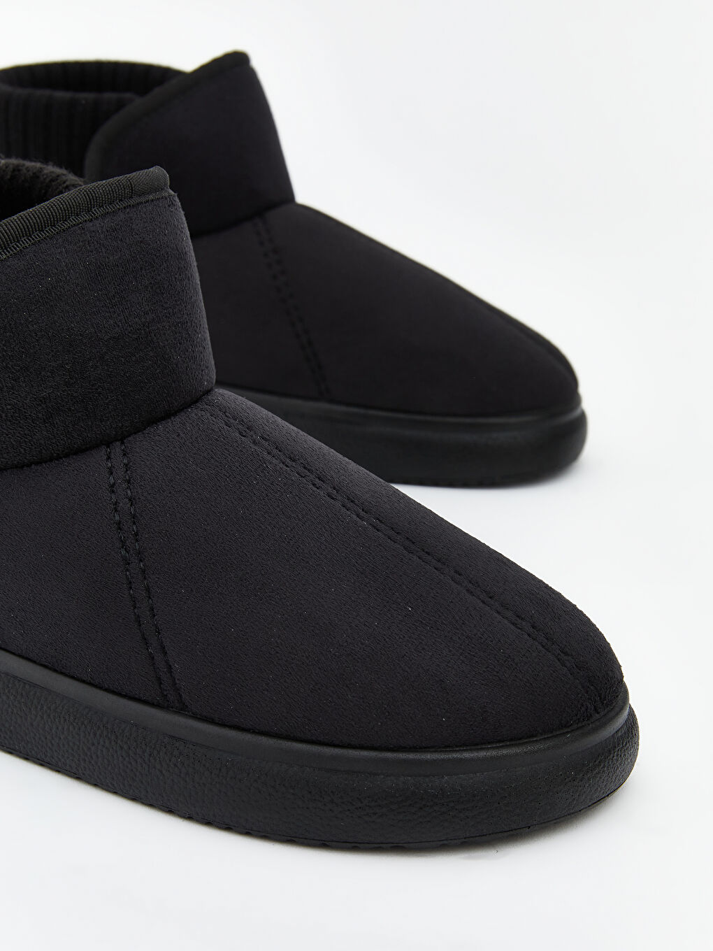 Siyah Süet Görünümlü Kadın Ev Botu-2