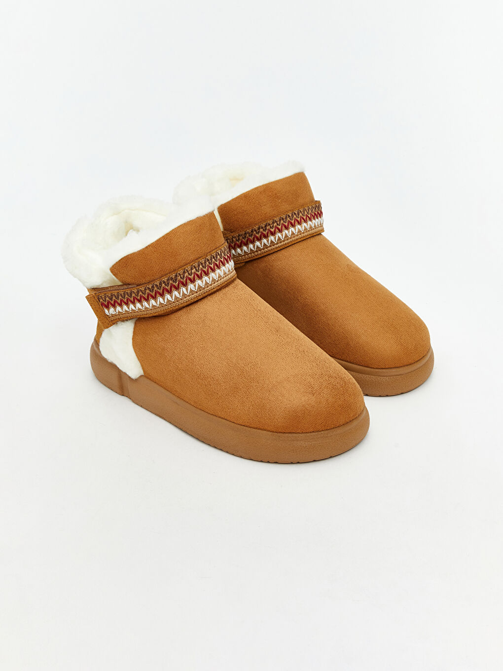 Bej Süet Görünümlü Kadın Ev Botu