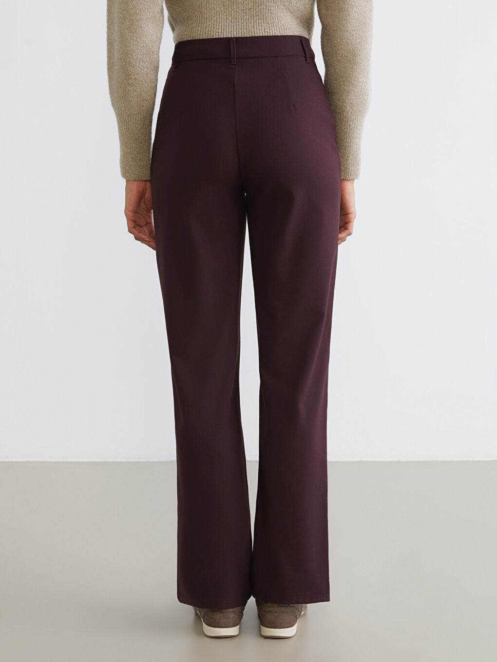Bordo Regular Fit Geniş Paça Kadın Pantolon-3