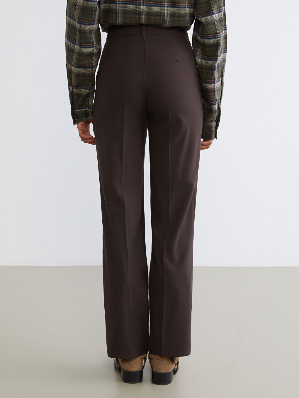 Kahverengi Regular Fit Geniş Paça Kadın Pantolon-3