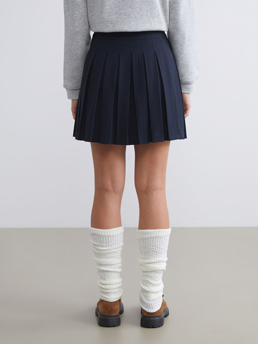 Waist Zipper Pleated Mini Skirt-3