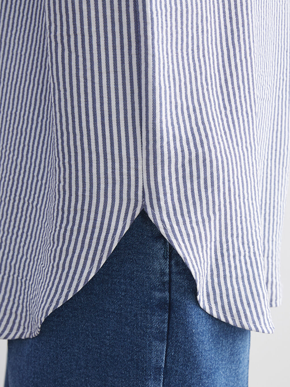 قميص مخطط أوفراسايز للسيدات-2