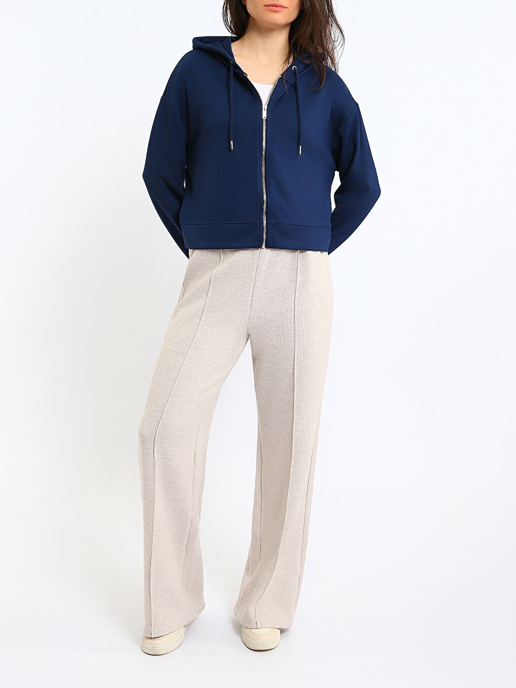 Женская толстовка на молнии с капюшоном-1