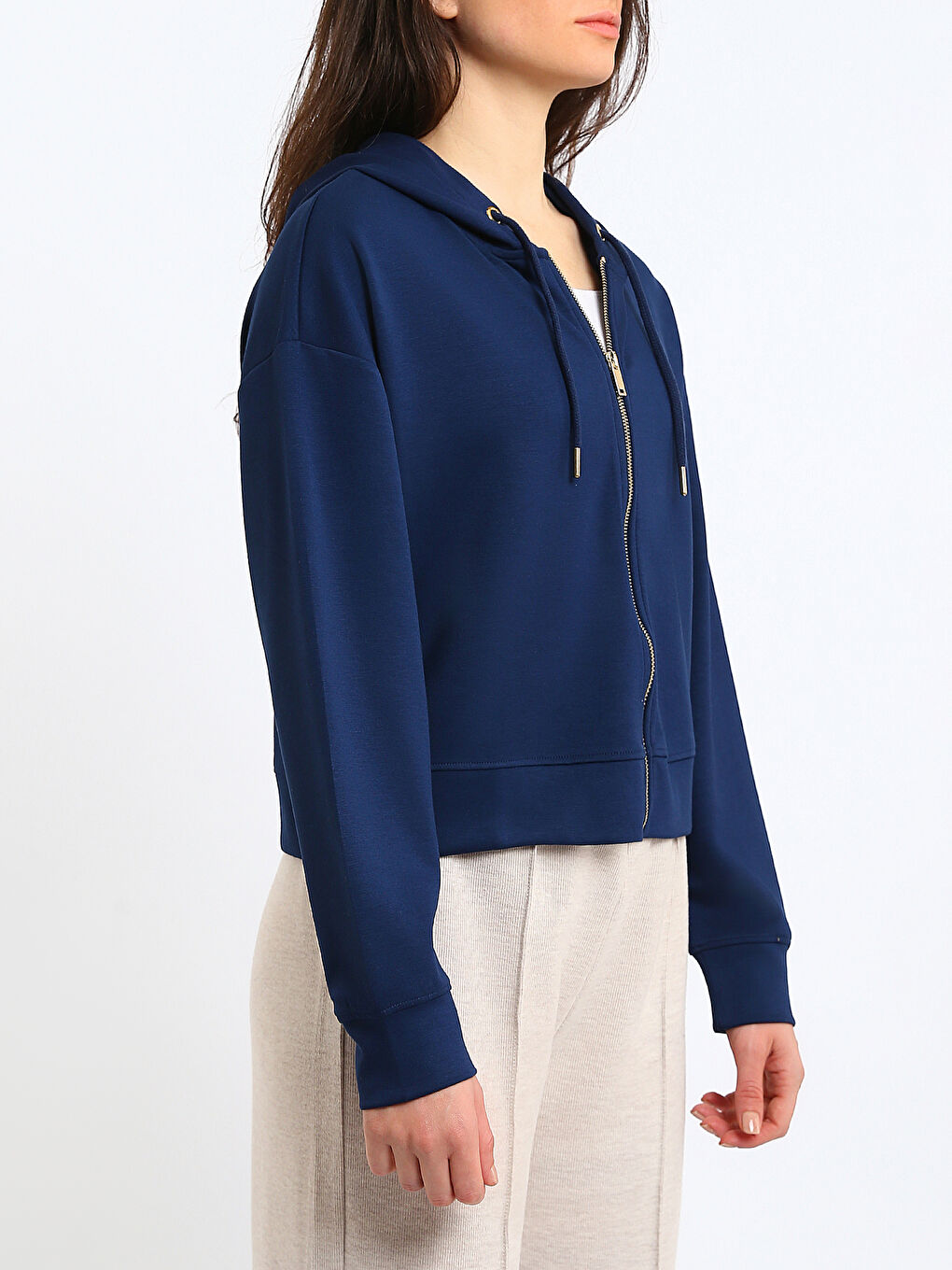 Женская толстовка на молнии с капюшоном-3
