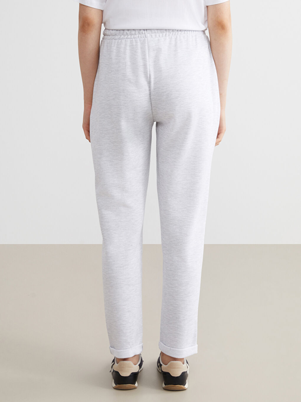 Women's Sweatpants with Elastic Waist-4