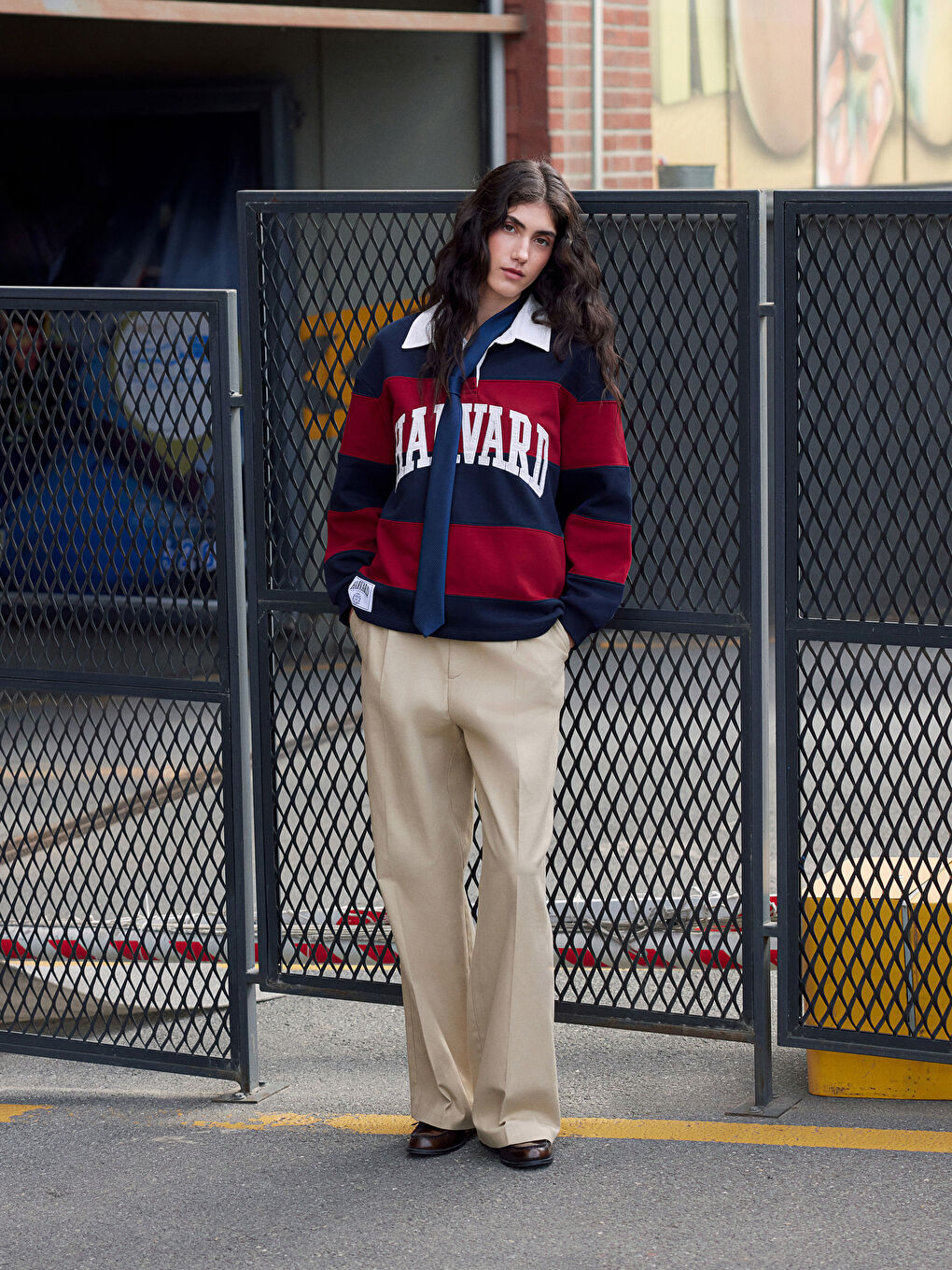 Lacivert Polo Yaka Çizgili Oversize Kadın Kalın Sweatshirt