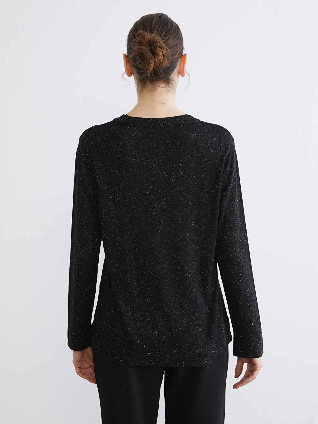 Džemper od trikotaže sa okruglim izrezom, svetlog izgleda i dugih rukava za žene-3