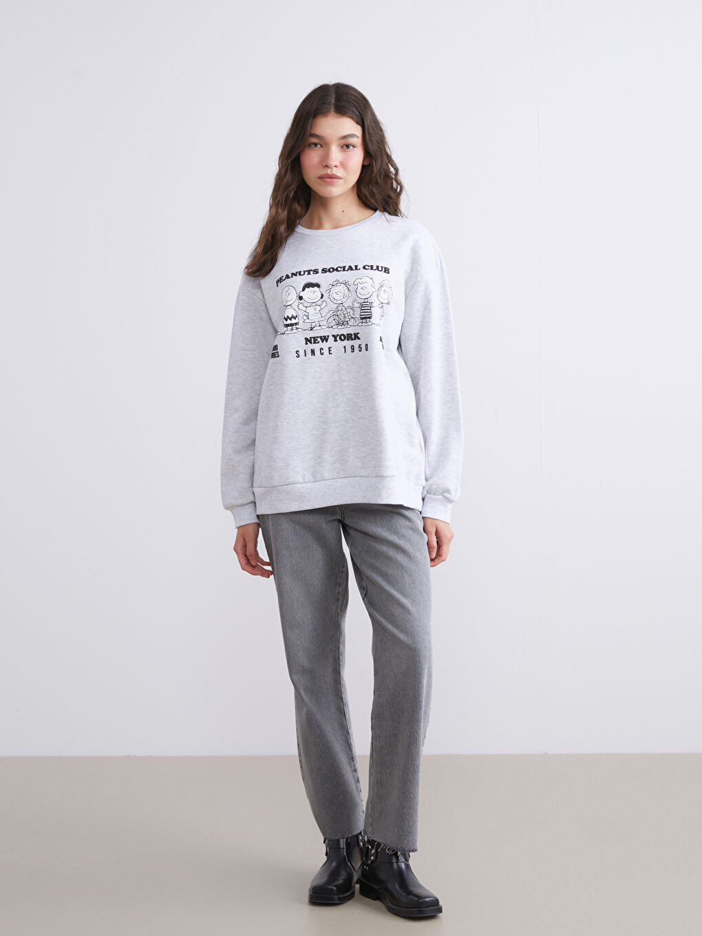 Gri Snoopy Baskılı Oversize Kadın Kalın Sweatshirt-2