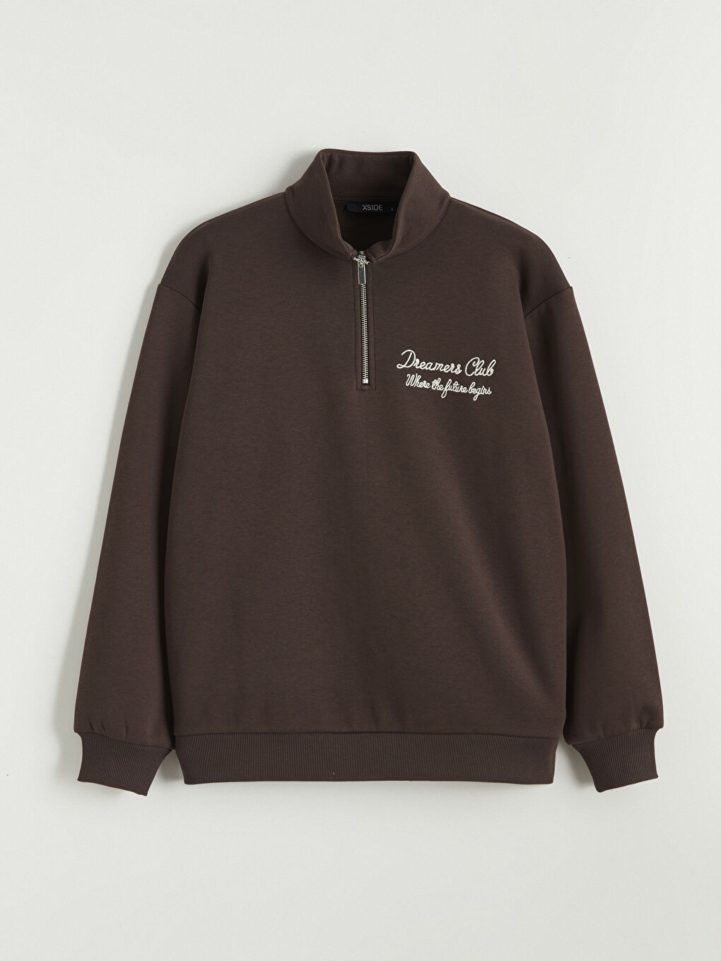 Kahverengi Dik Yaka Nakışlı Oversize Kadın Kalın Sweatshirt-4