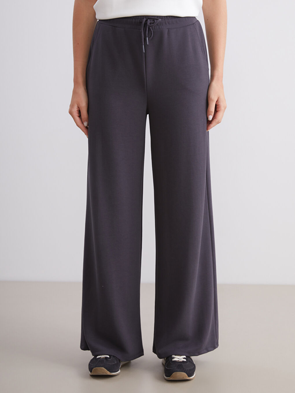 Antrasit Beli Lastikli Kadın Eşofman Altı-1