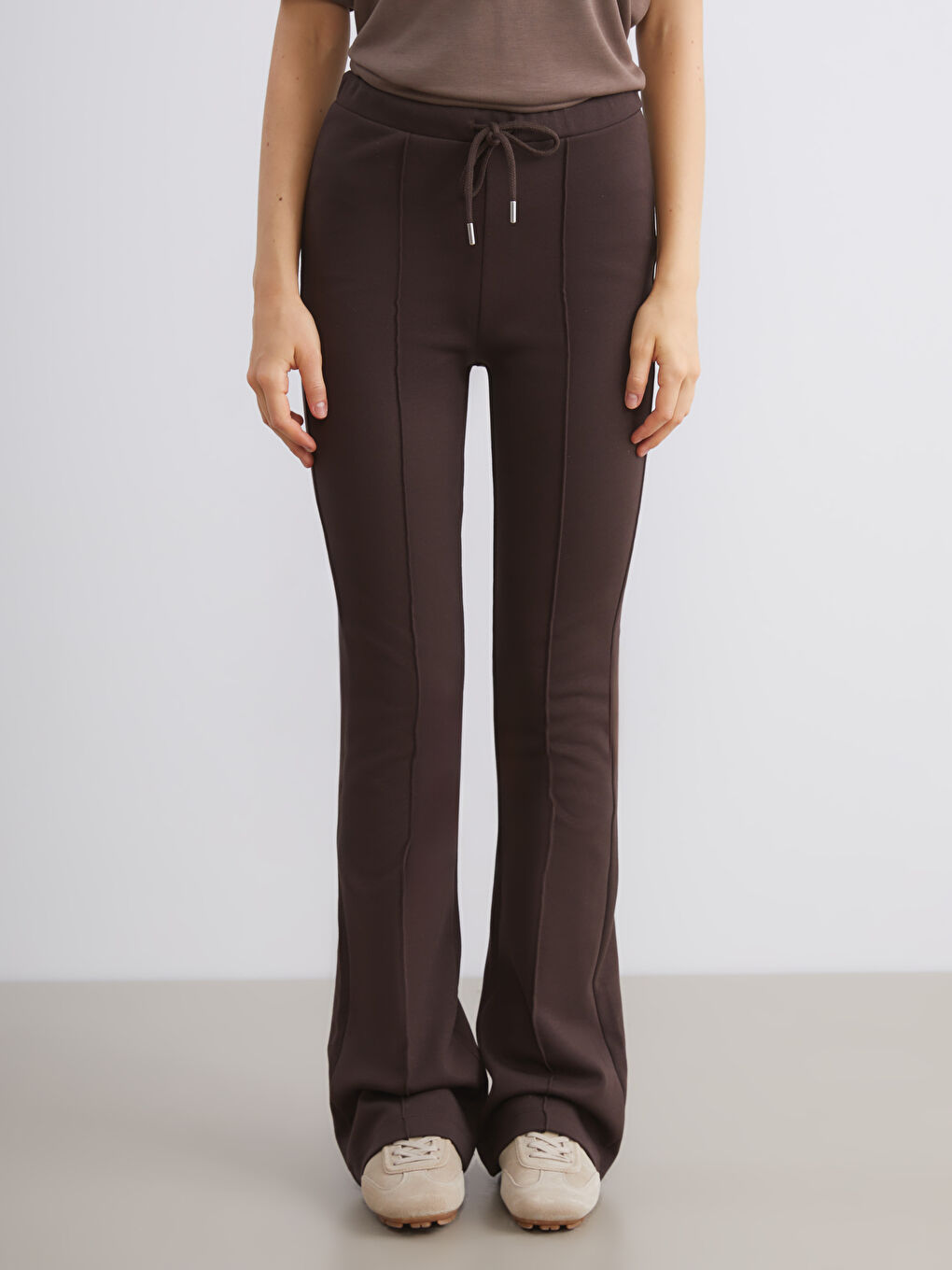 Kahverengi Beli Lastikli Kadın Eşofman Altı-1