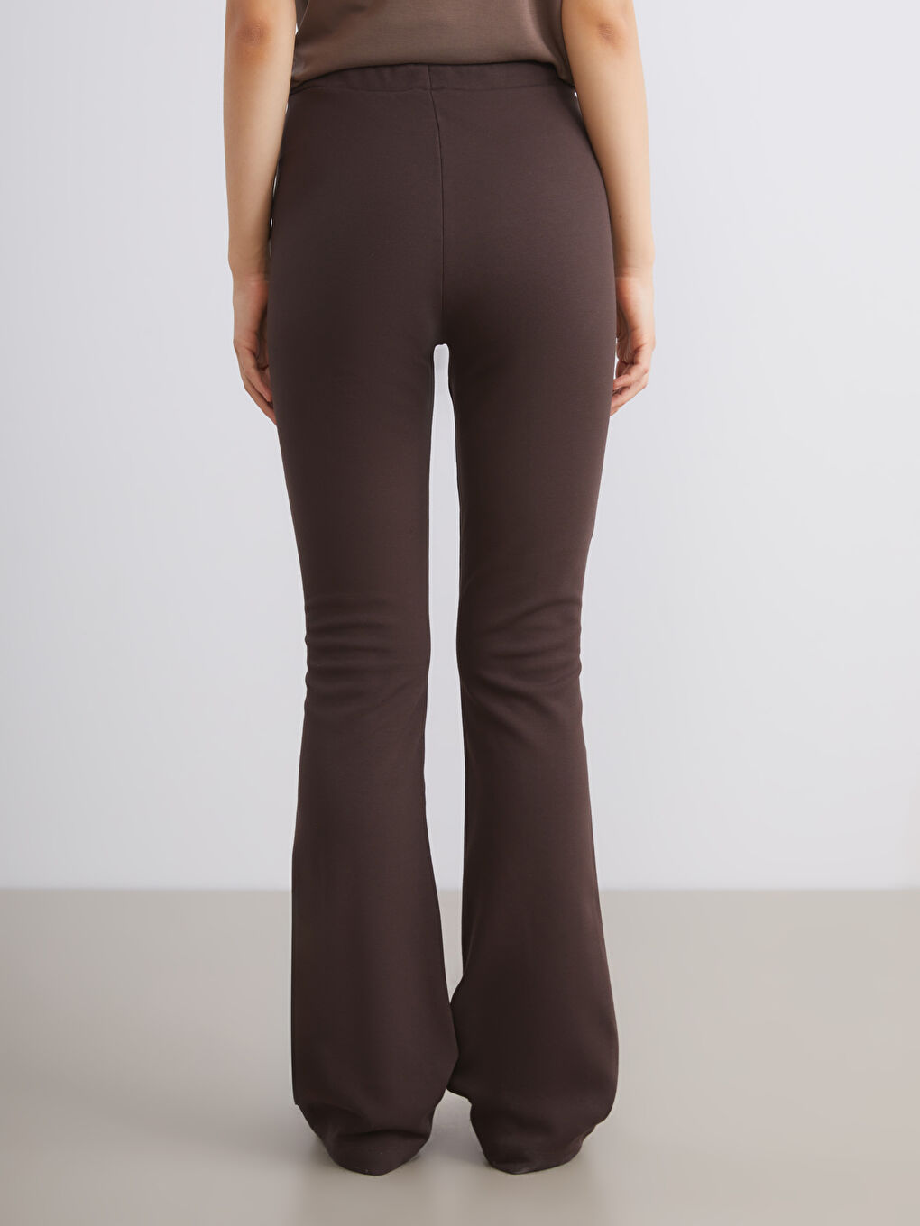 Kahverengi Beli Lastikli Kadın Eşofman Altı-3