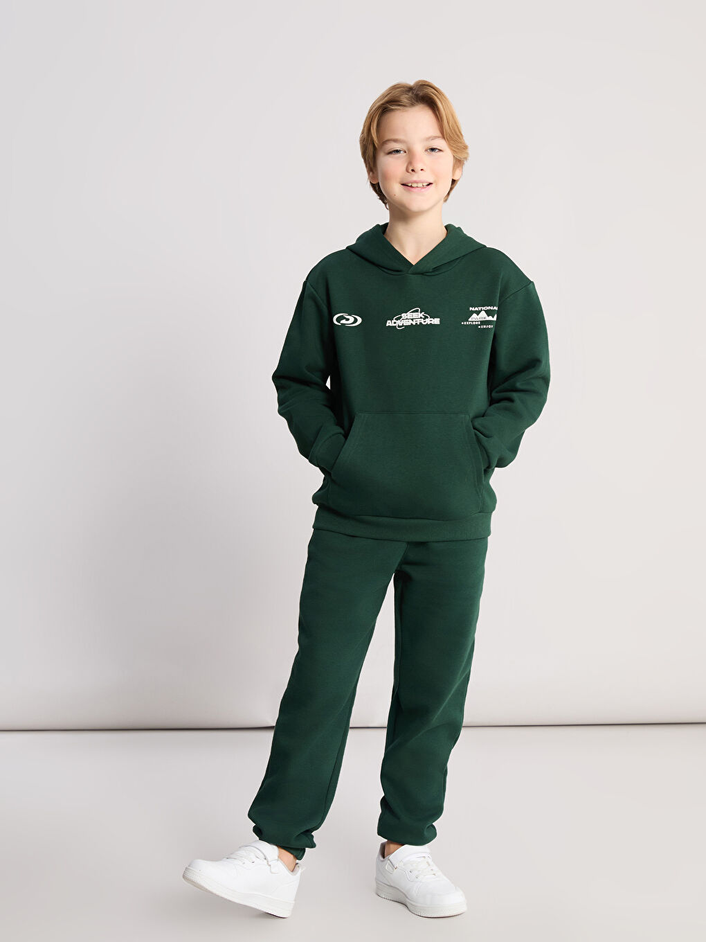 Yeşil Kapüşonlu Erkek Çocuk Eşofman Takım-1