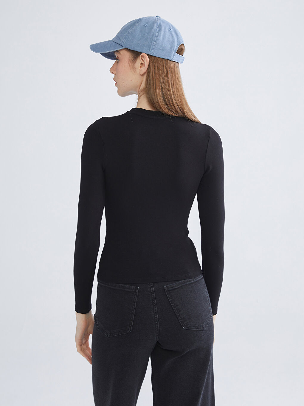 Siyah Bisiklet Yaka Kadın Body-3