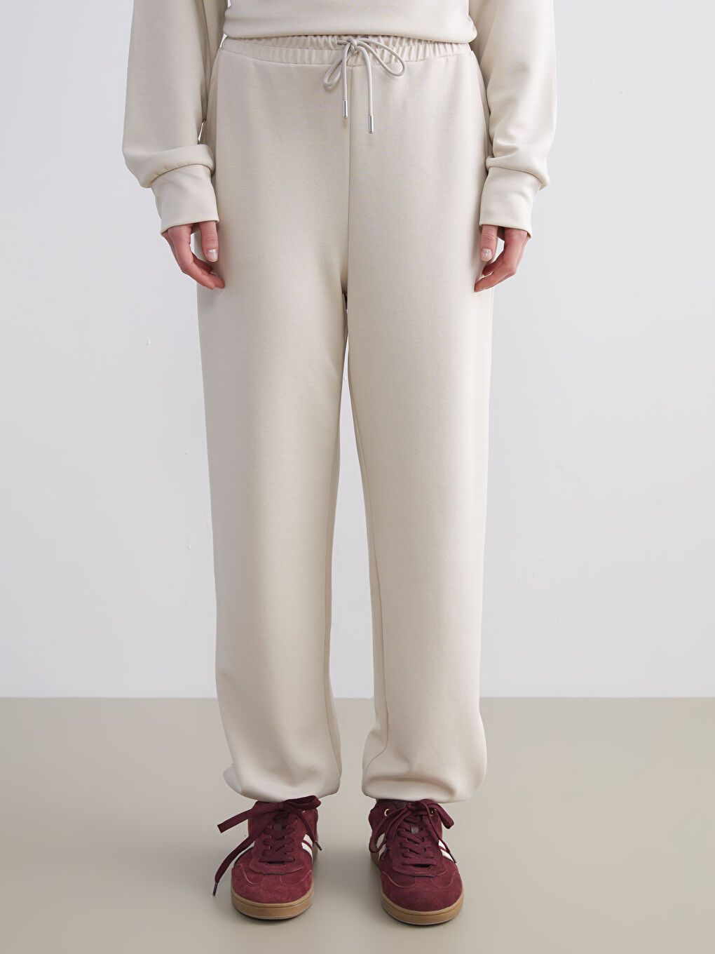 Bej Beli Lastikli Kadın Jogger Eşofman Altı-1