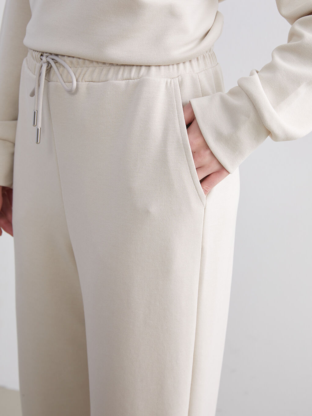Bej Beli Lastikli Kadın Jogger Eşofman Altı-2