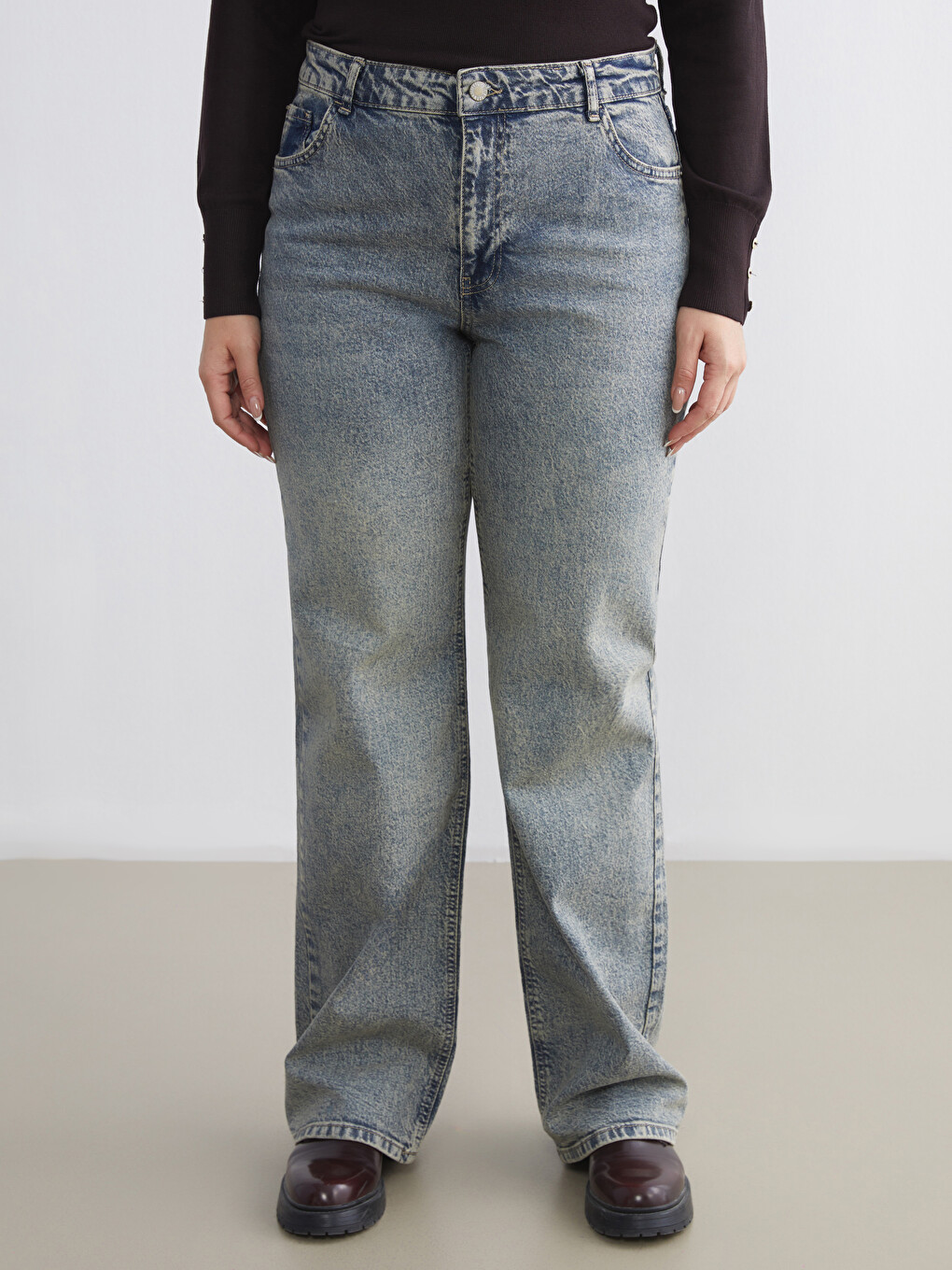İndigo Straight Fit Kadın Jean Pantolon-1