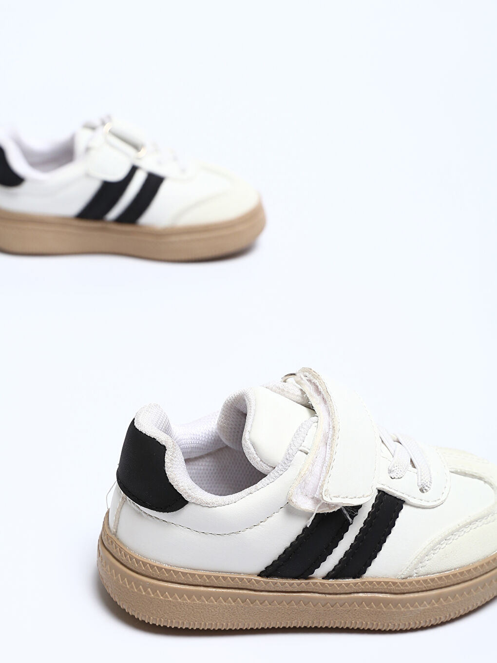 Hook and Loop Baby Boys' Pre-Walker Shoes-3