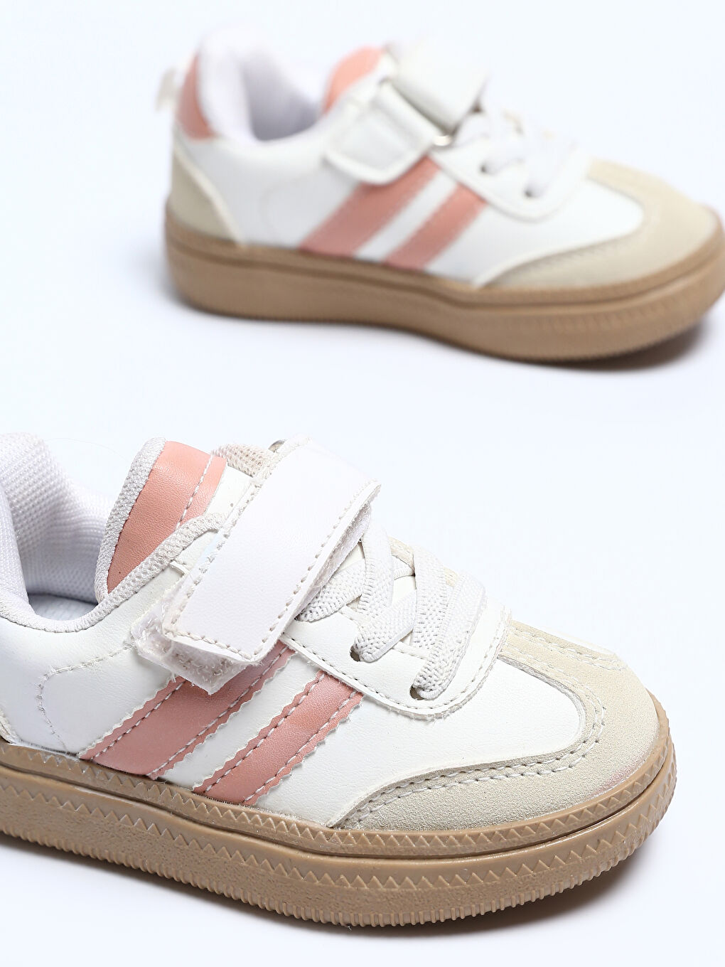 أحذية رياضية للبنات الرضع بشريط لاصق-2