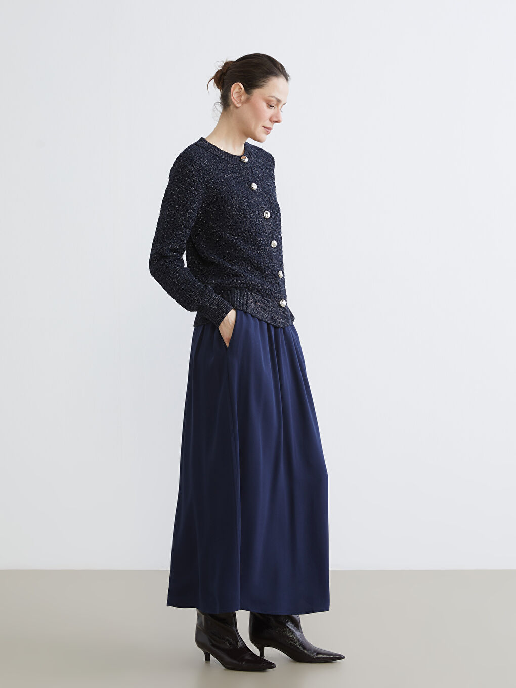 Lacivert Bisiklet Yaka Kadın Triko Hırka-1