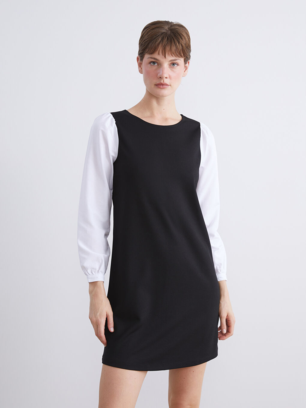 Siyah Bisiklet Yaka Mini Elbise-1