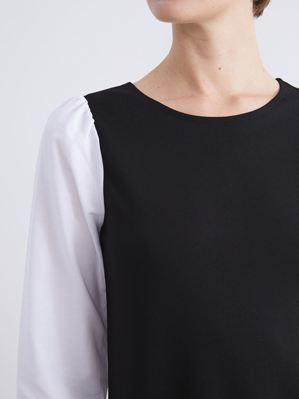 Siyah Bisiklet Yaka Mini Elbise-2