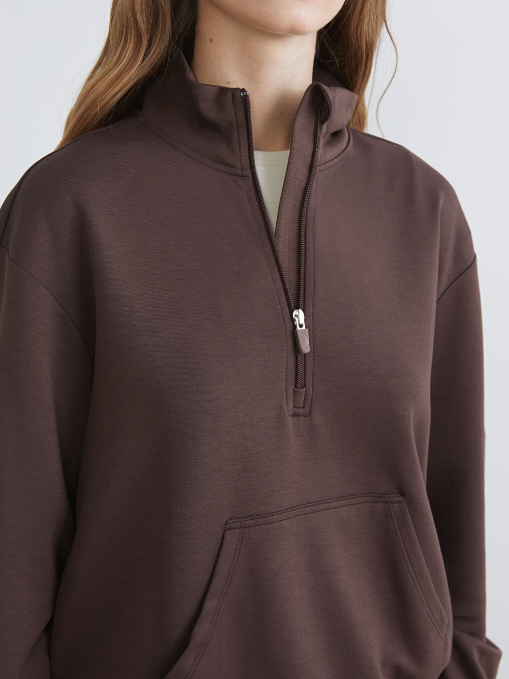 Kahverengi Dik Yaka Kadın Sweatshirt-2