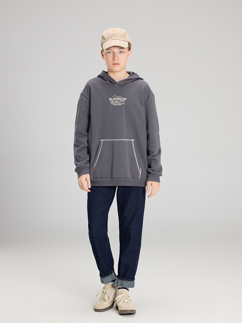 Antrasit Kapüşonlu Baskılı Erkek Çocuk Sweatshirt-1