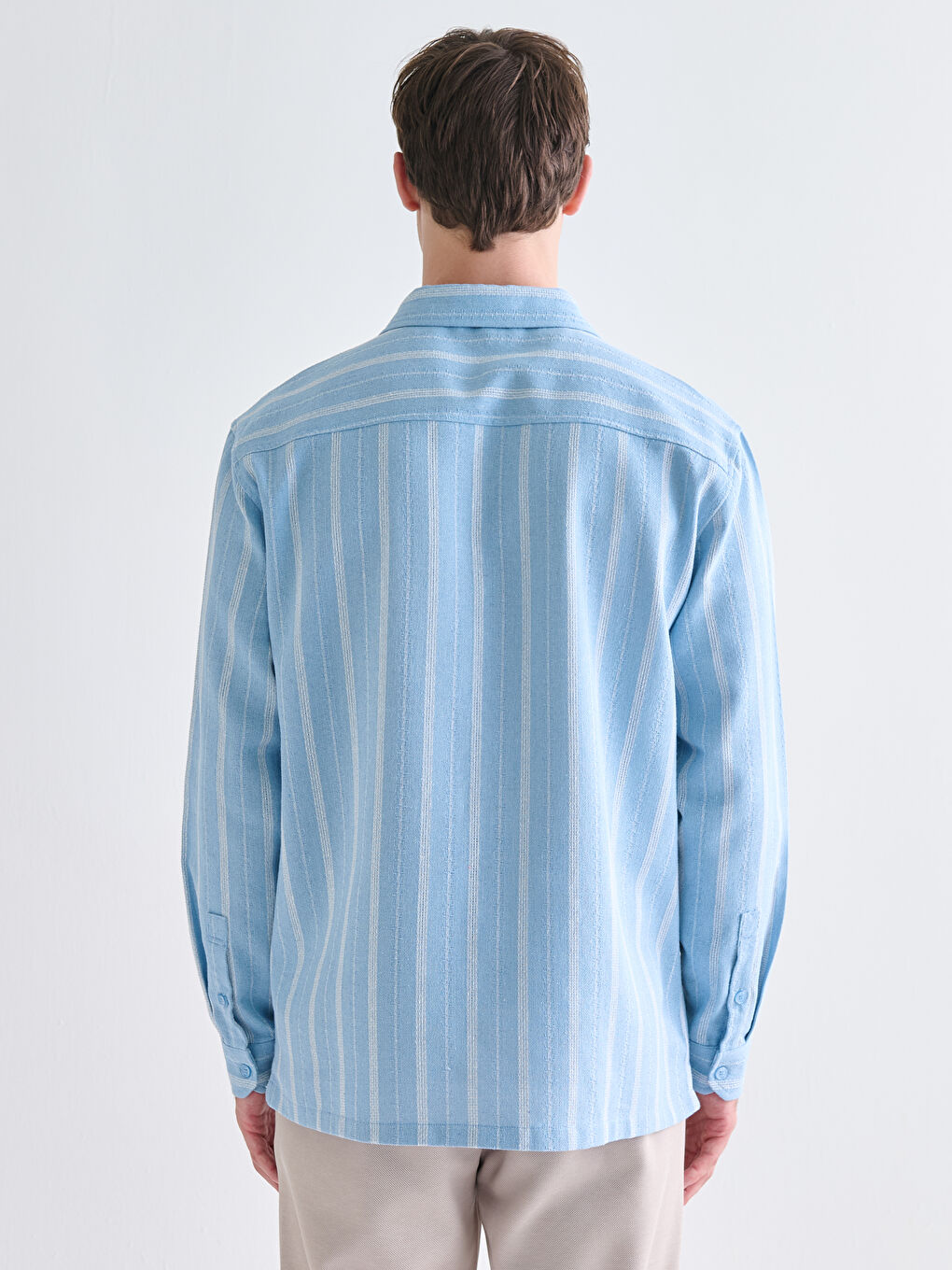 რეგულარული მორგება ზოლიანი მამაკაცის პერანგი-3