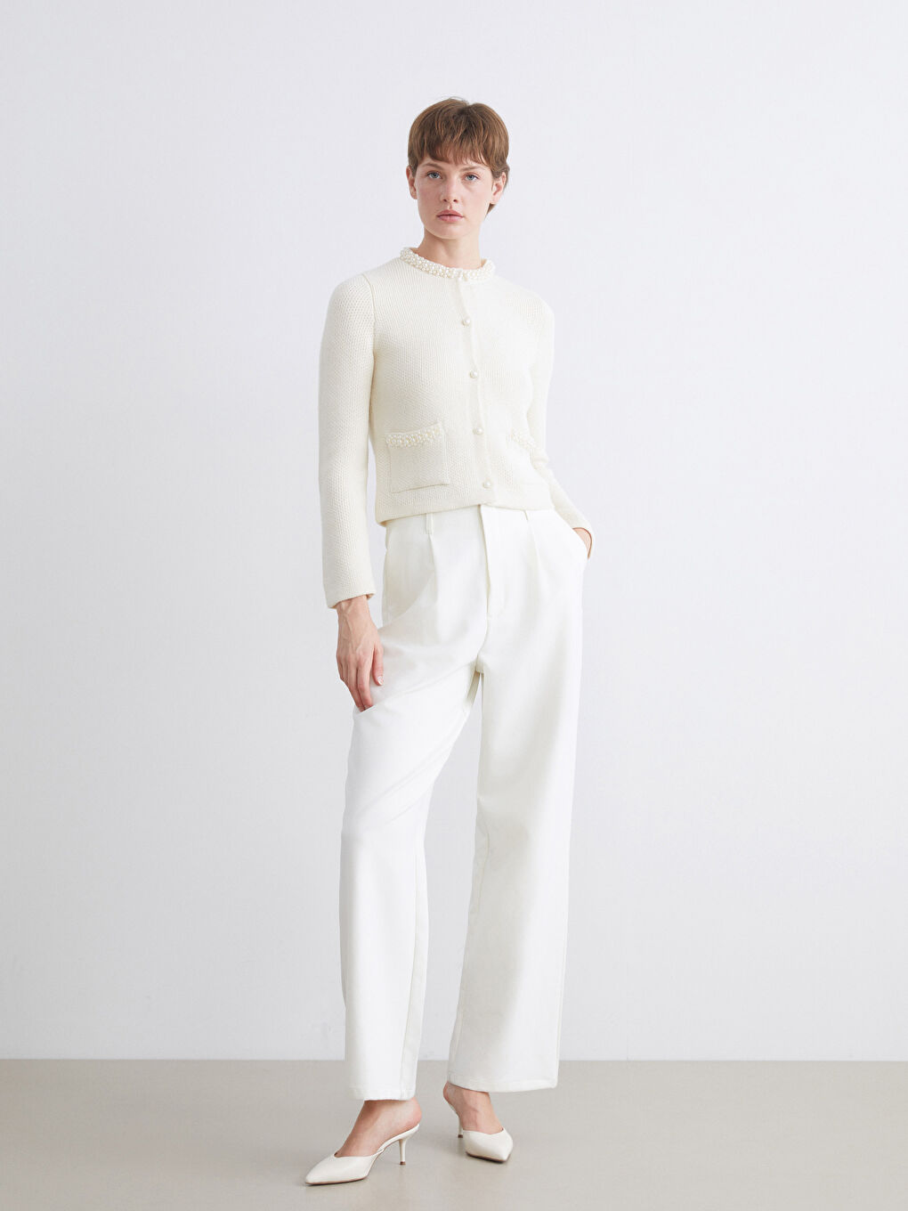 Crew Neck Pearl Embellished Women's Knitwear Cardigan-1