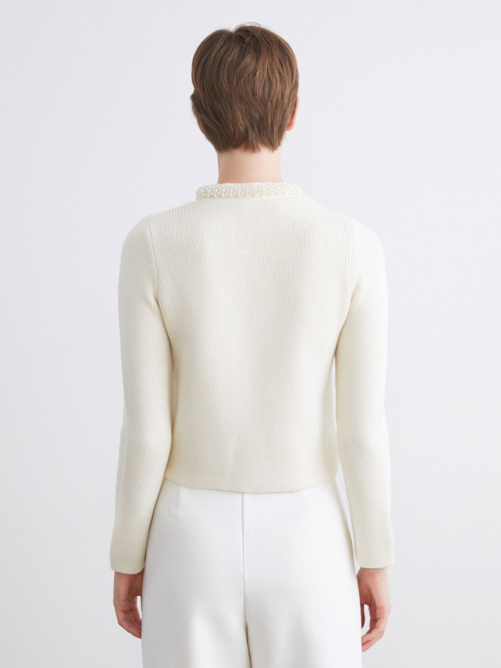 Crew Neck Pearl Embellished Women's Knitwear Cardigan-3