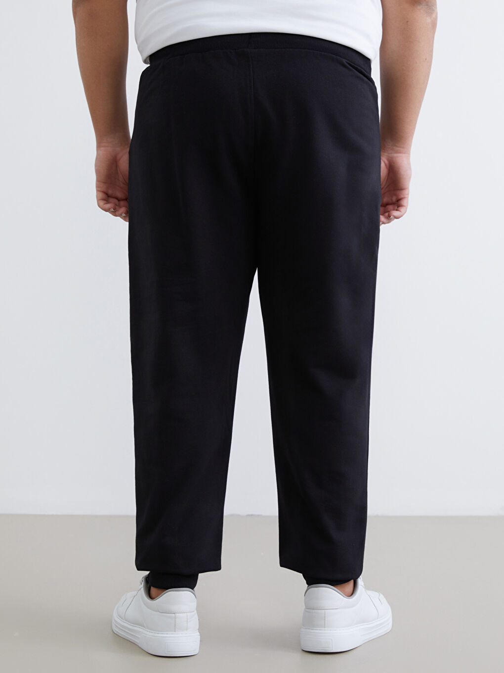 Siyah Standart Kalıp Erkek Jogger Eşofman Altı-9