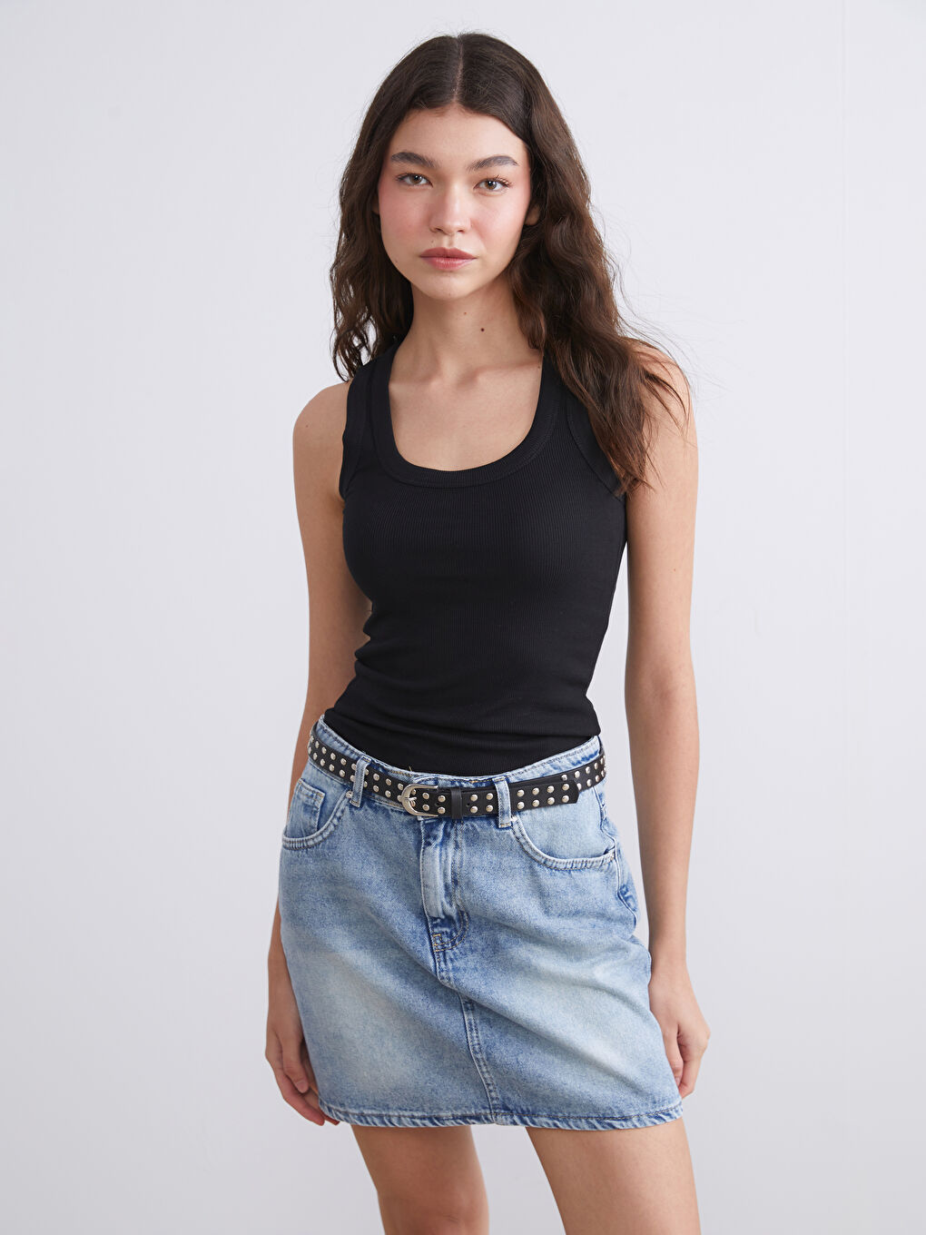 Siyah U Yaka Kadın Atlet-1