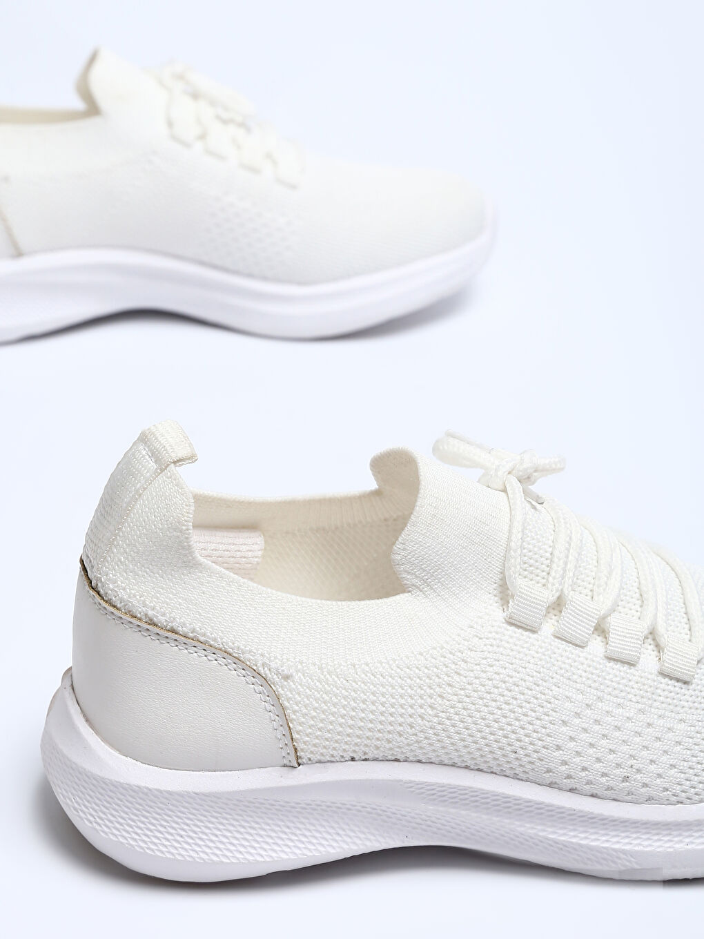 Lace-up Women's Sneaker-3