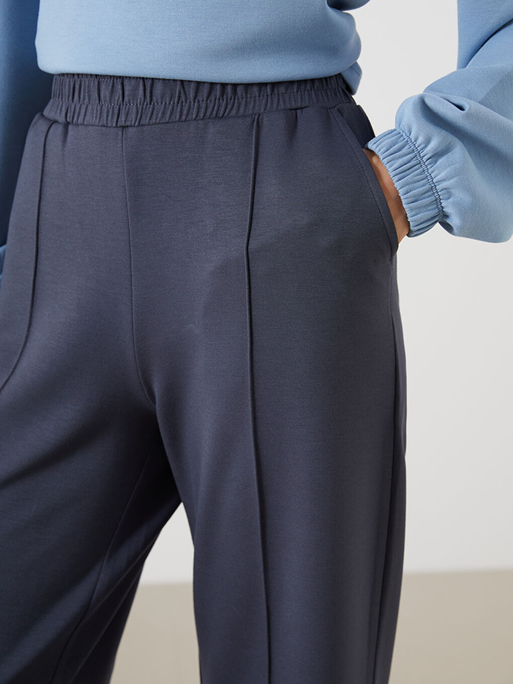 Women's Sweatpants with Elastic Waist-2