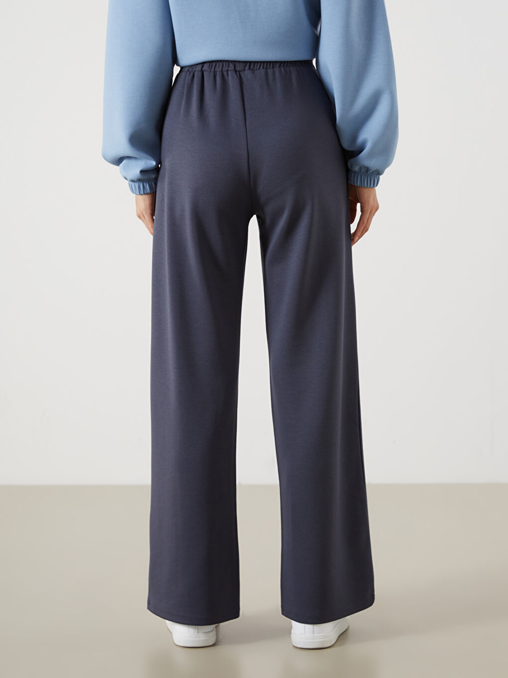 Women's Sweatpants with Elastic Waist-3