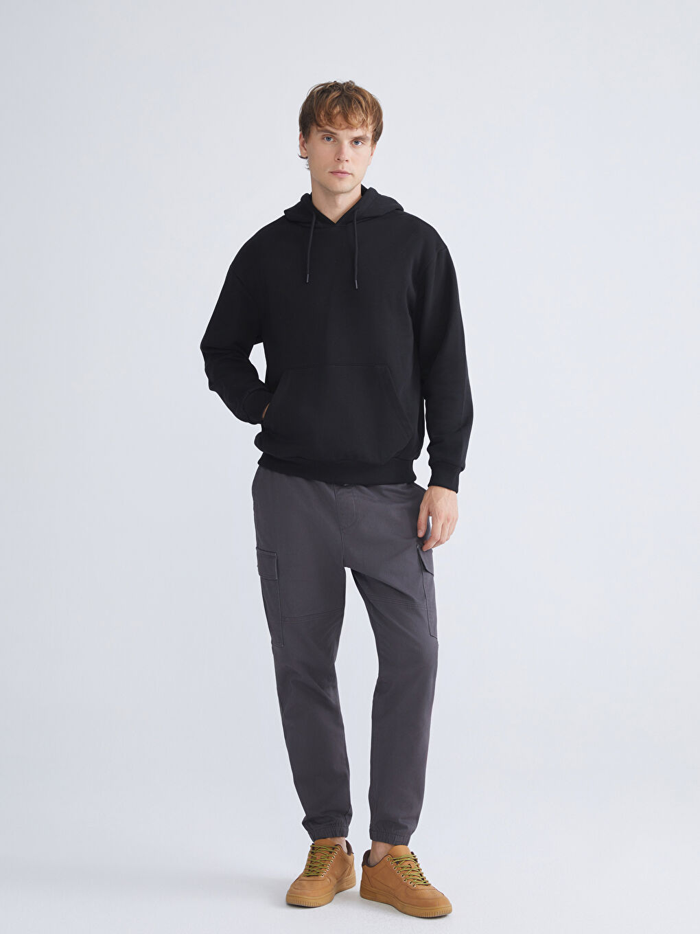 Siyah Uzun Kollu Erkek Hoodie-1