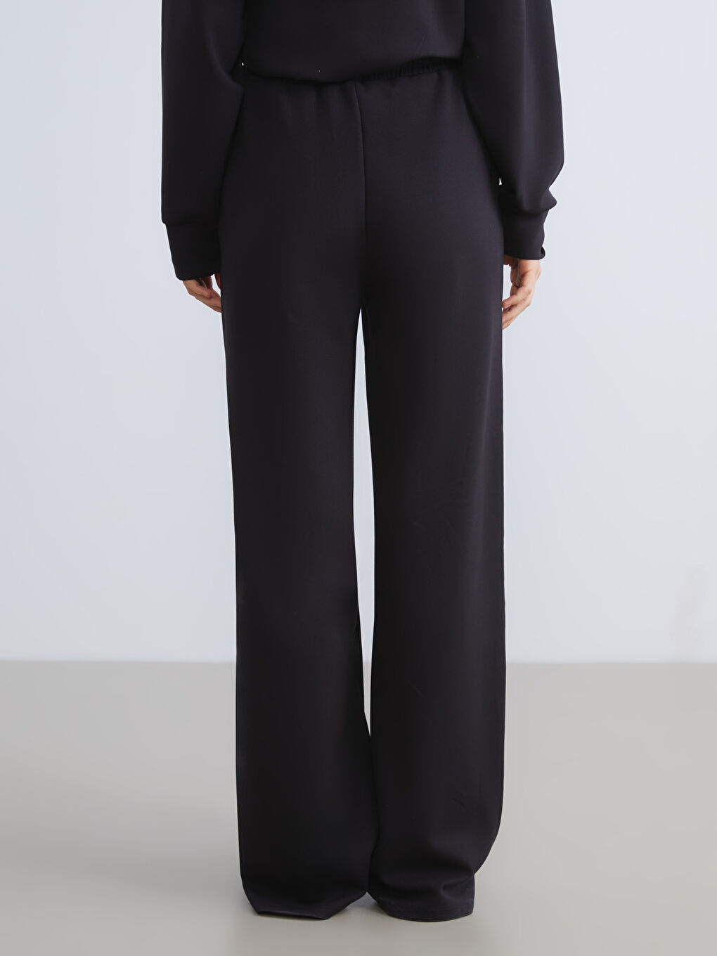 Damen-Sweatpants mit elastischem Bund-2