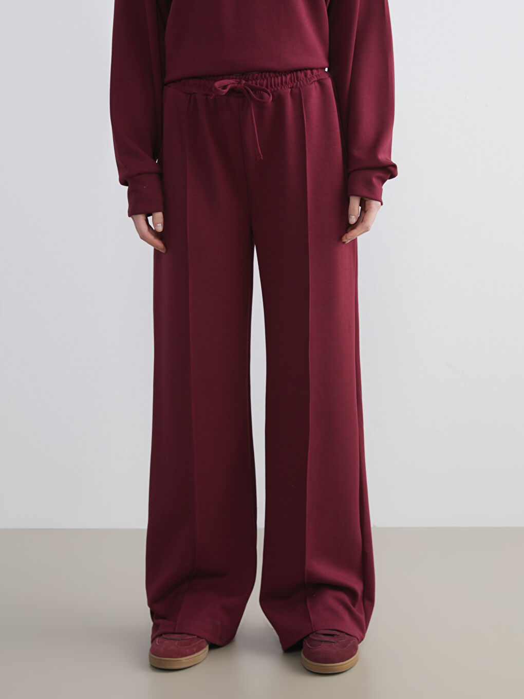 Bordo Beli Lastikli Kadın Eşofman Altı-1